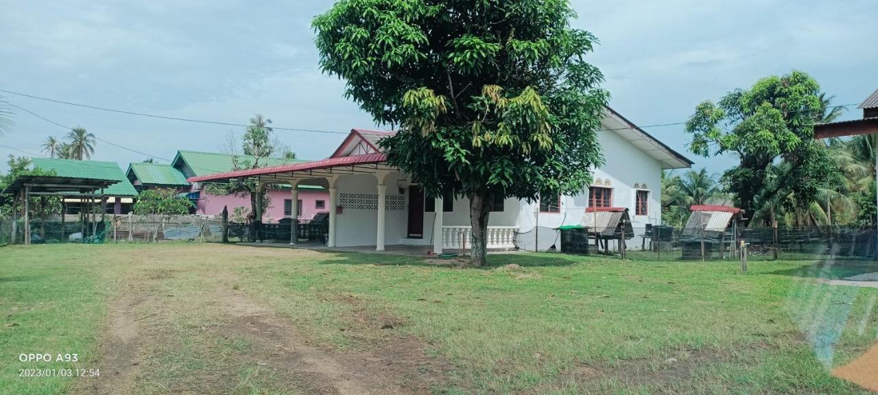 Rayyan Homestay Cherang Ruku Exterior photo